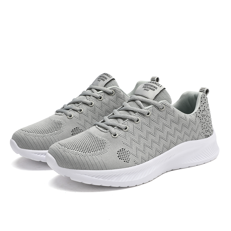 Sneakers voor heren 2024 Man R - Outdoor Sport With Sticks recensie en prijs